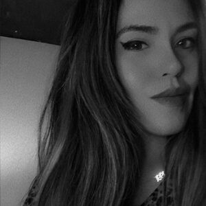 Meet your Posher, Devina